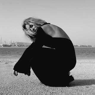 ANNA LECONTE