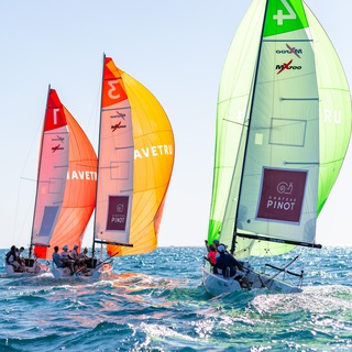 MX700 sailing