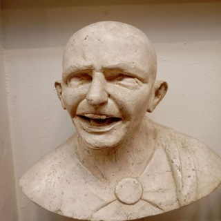 Qurbatov делится