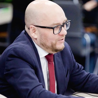 Сергей Томилов. Лаконично, но логично.