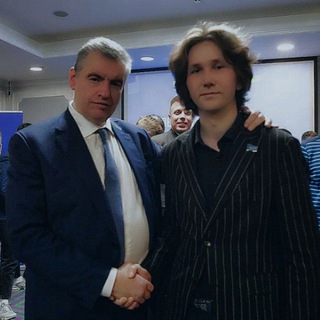 Андрей Есин
