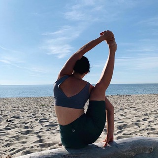 AH.YOGA