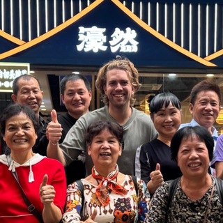 ИСПАНЕЦ