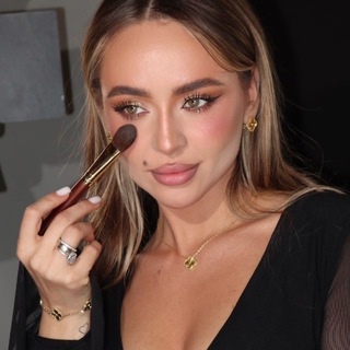 Геля делает красиво💄