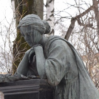 Grave mood maker