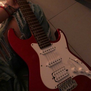 🫐🍇guitar player🍇🫐