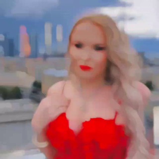 LOLA TAYLOR