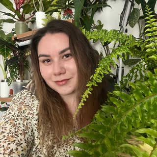 March Vickie. Тотемы, опоры, растения 🌿