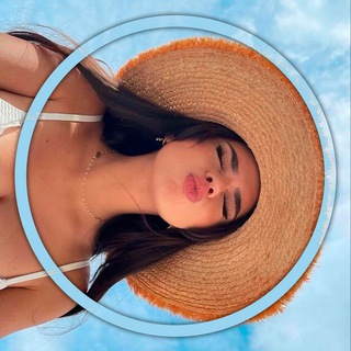 𝐌𝐀𝐋𝐈𝐍𝐀 🍓 𝟏𝟖+