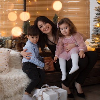 elena_mama_play