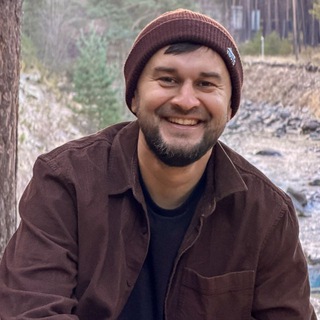 Стас Кущев