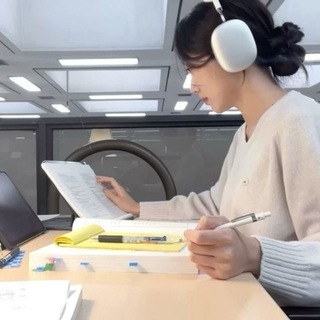 Korean girl | Study