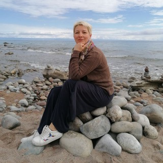 Tanya_v_chemodane