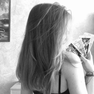tarologinya🪬