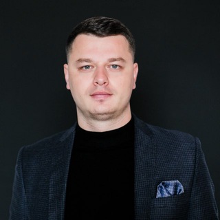 Стас Тихомолов / Манифестирующий предприниматель